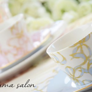 プレートとヨーグルトカップIMG_4062